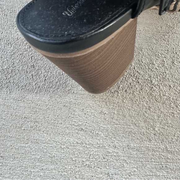 Universal Thread || Emely Huarache sandals in black - Picture 6 of 8
